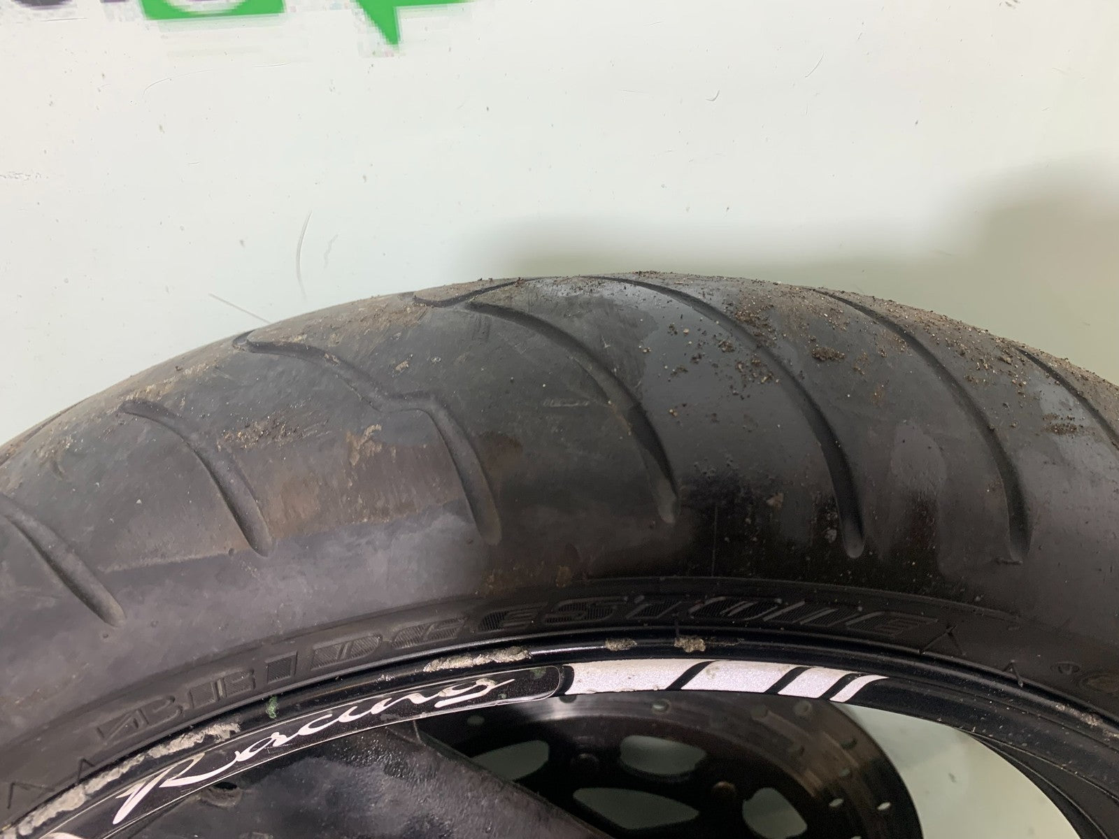 YAMAHA FZS600 FAZER 600 FRONT WHEEL  YEAR 1998-2001 (CMB1267)
