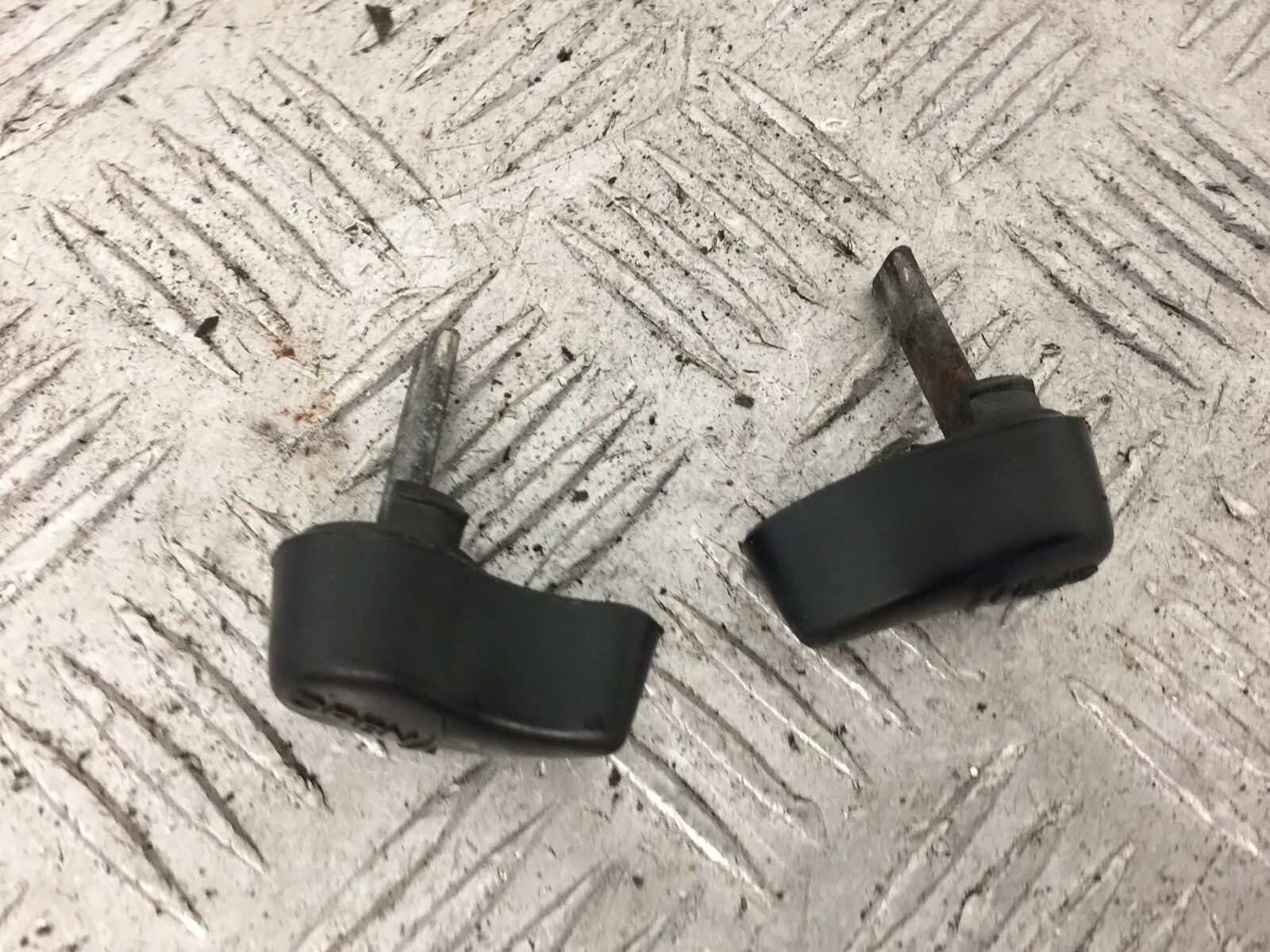 HONDA GL1800 GL 1800 TOP BOX BRACKETS   YEAR 2004-10 ABS (STOCK 890)