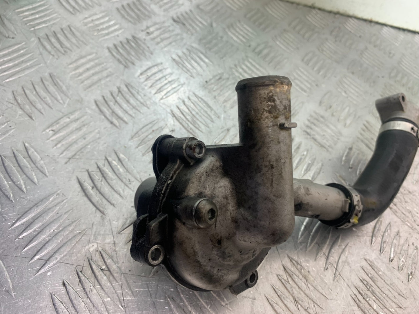 APRILIA TUONO 1000 V4R WATER PUMP   YEAR 2011-13  (CMB1316)