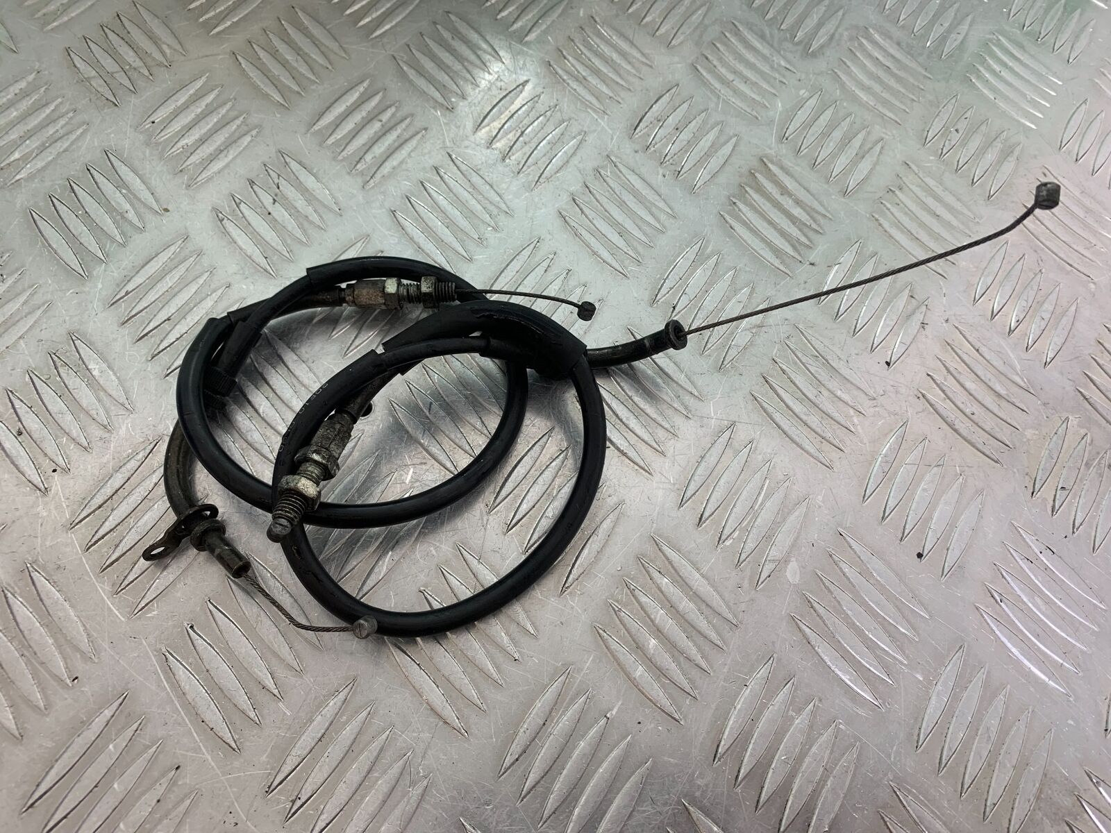 SUZUKI SV650 SV 650 mk1 THROTTLE CABLES  YEAR 1999-2002 (CMB1036)