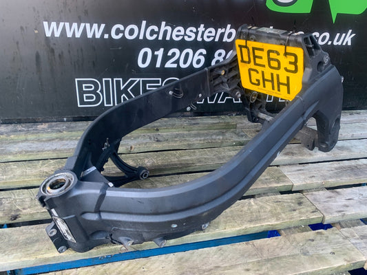 TRIUMPH 1050 SPRINT GT FRAME REG LOG BOOK  YEAR 2010-2016 (CMB1250)