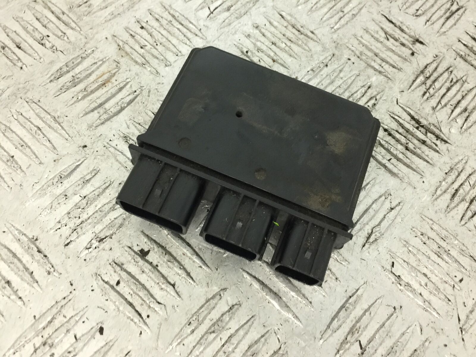 KAWASAKI ZZR1400 ZZR 1400 MAIN RELAY   YEAR 2011 (STOCK 802)