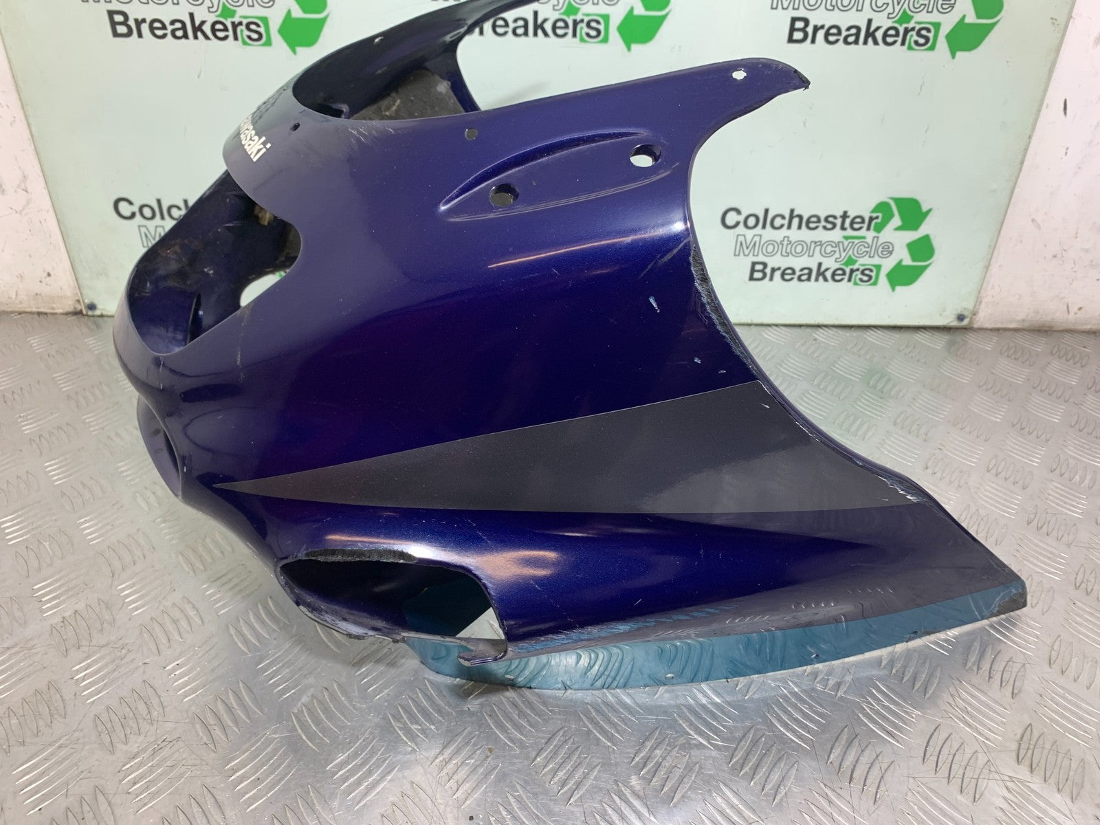 KAWASAKI ZZR1100 D TOP FAIRING PANEL (DAMAGED)  YEAR 1993-2001 (CMB1189)