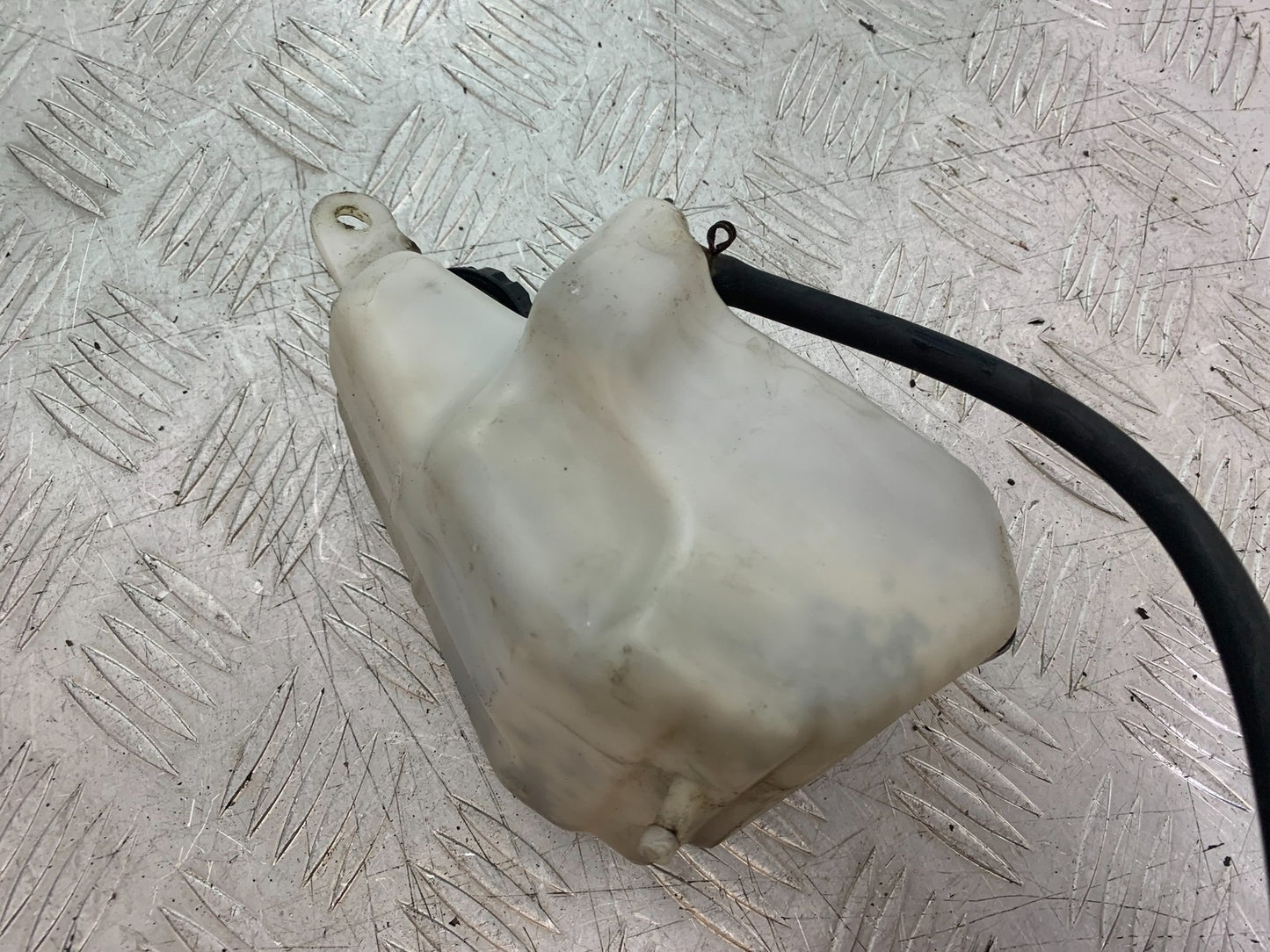 KAWASAKI Z750 Z 750 COOLANT BOTTLE  YEAR 2004-2006  (CMB1234)