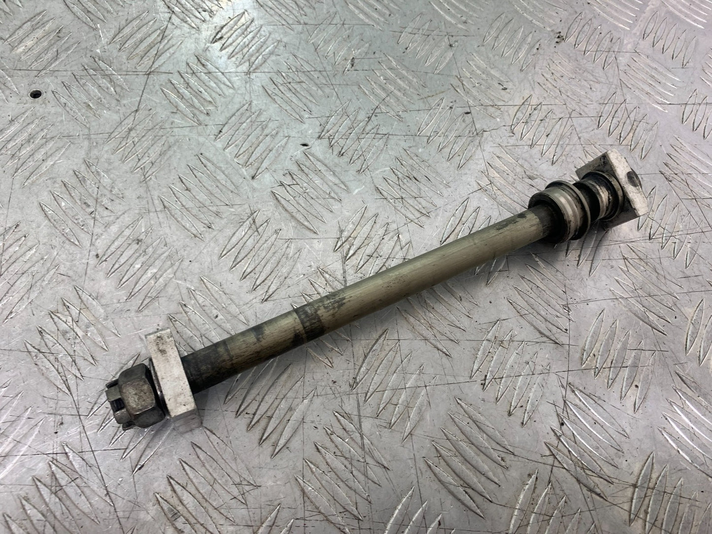 KAWASAKI ZX10R ZX10 R REAR WHEEL SPINDLE   2008-2010 (CMB1206)