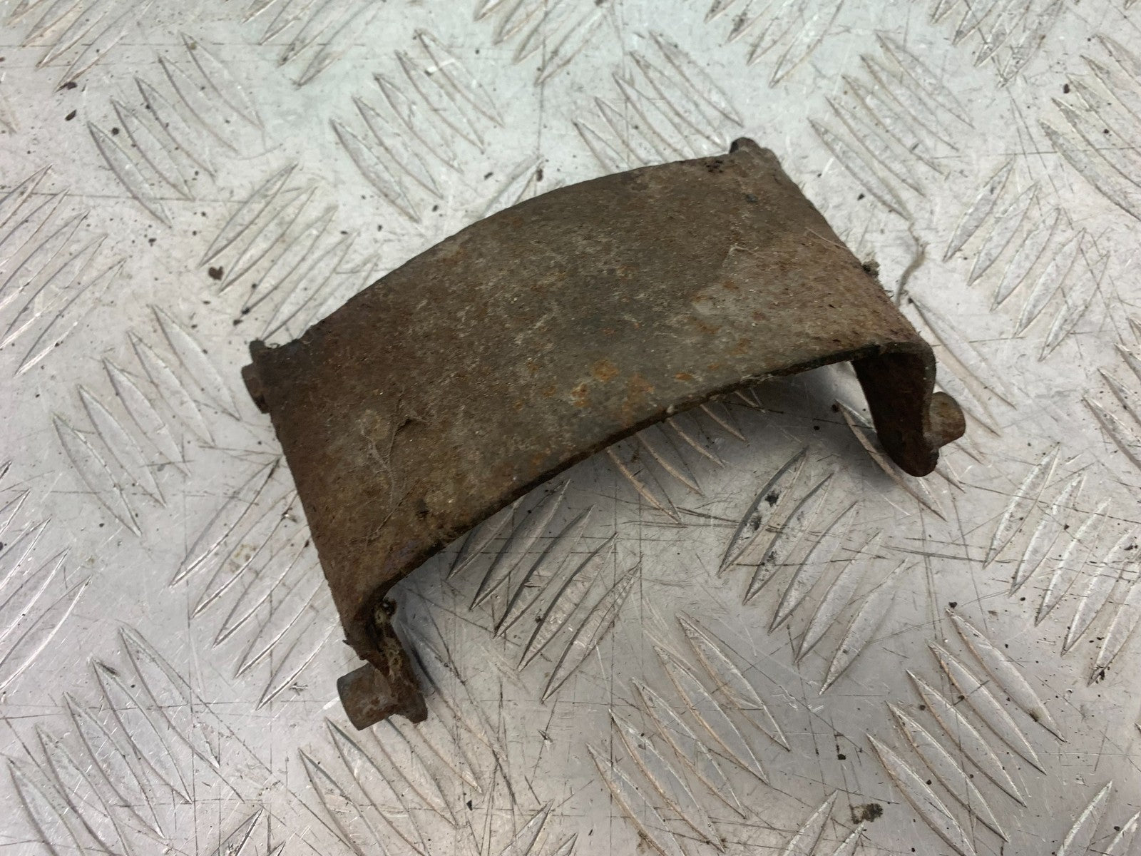 HONDA ST1100 PAN EUROPEAN FRONT MUDGUARD BRACE 1993-2001 (CMB1195)