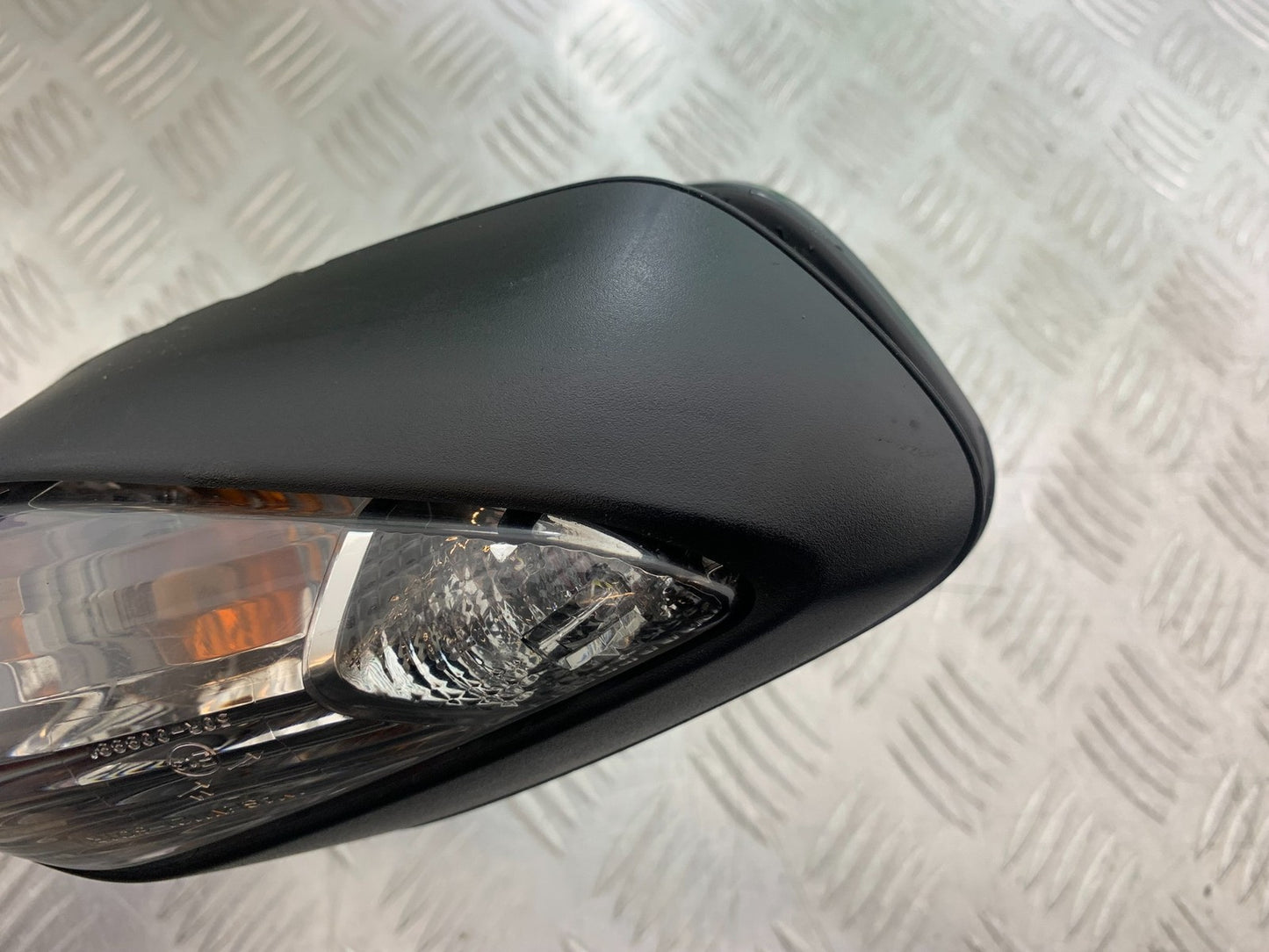 HONDA CBR1000 rr FIREBLADE RIGHT MIRROR (GENUINE PART)   2012-2016 (CMB1280)