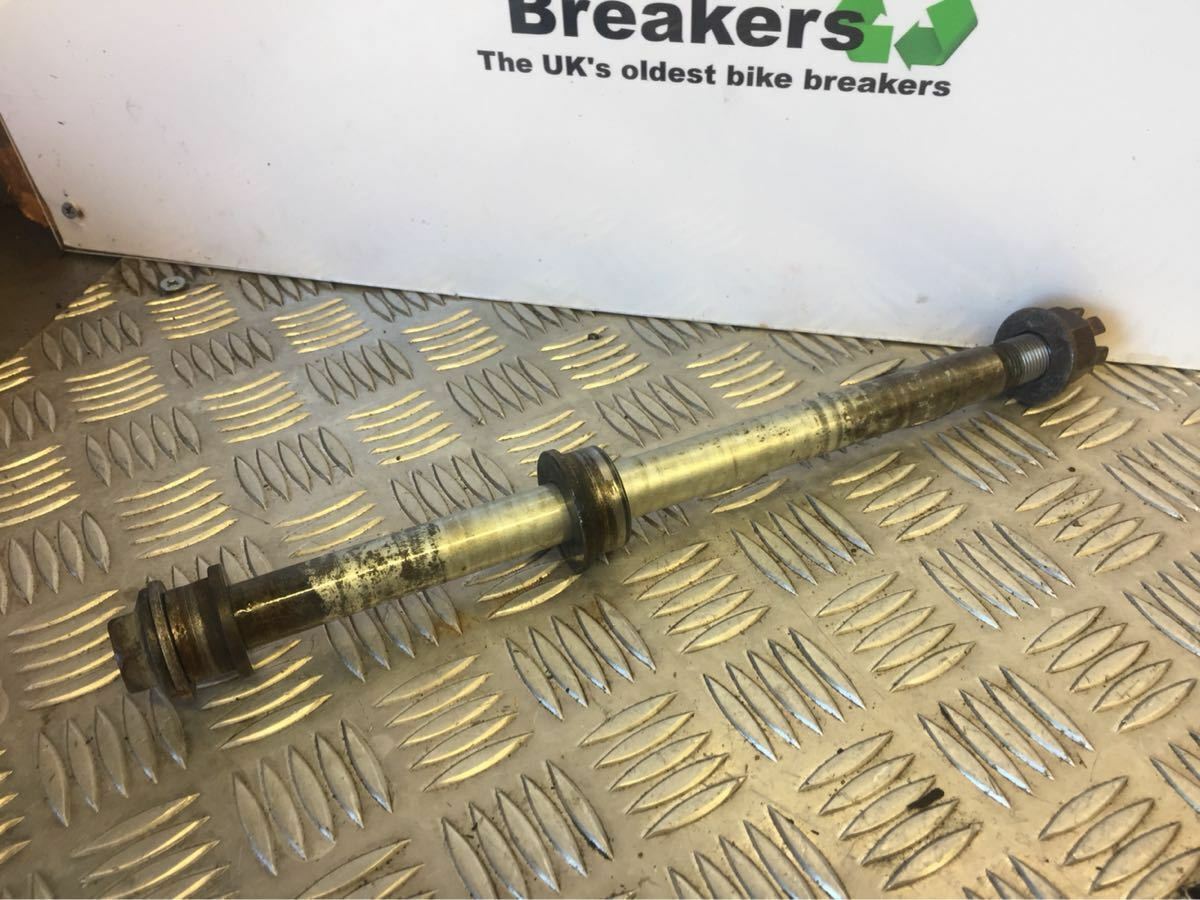 KAWASAKI ER6 ER 6 REAR WHEEL SPINDLE  YEAR 2008