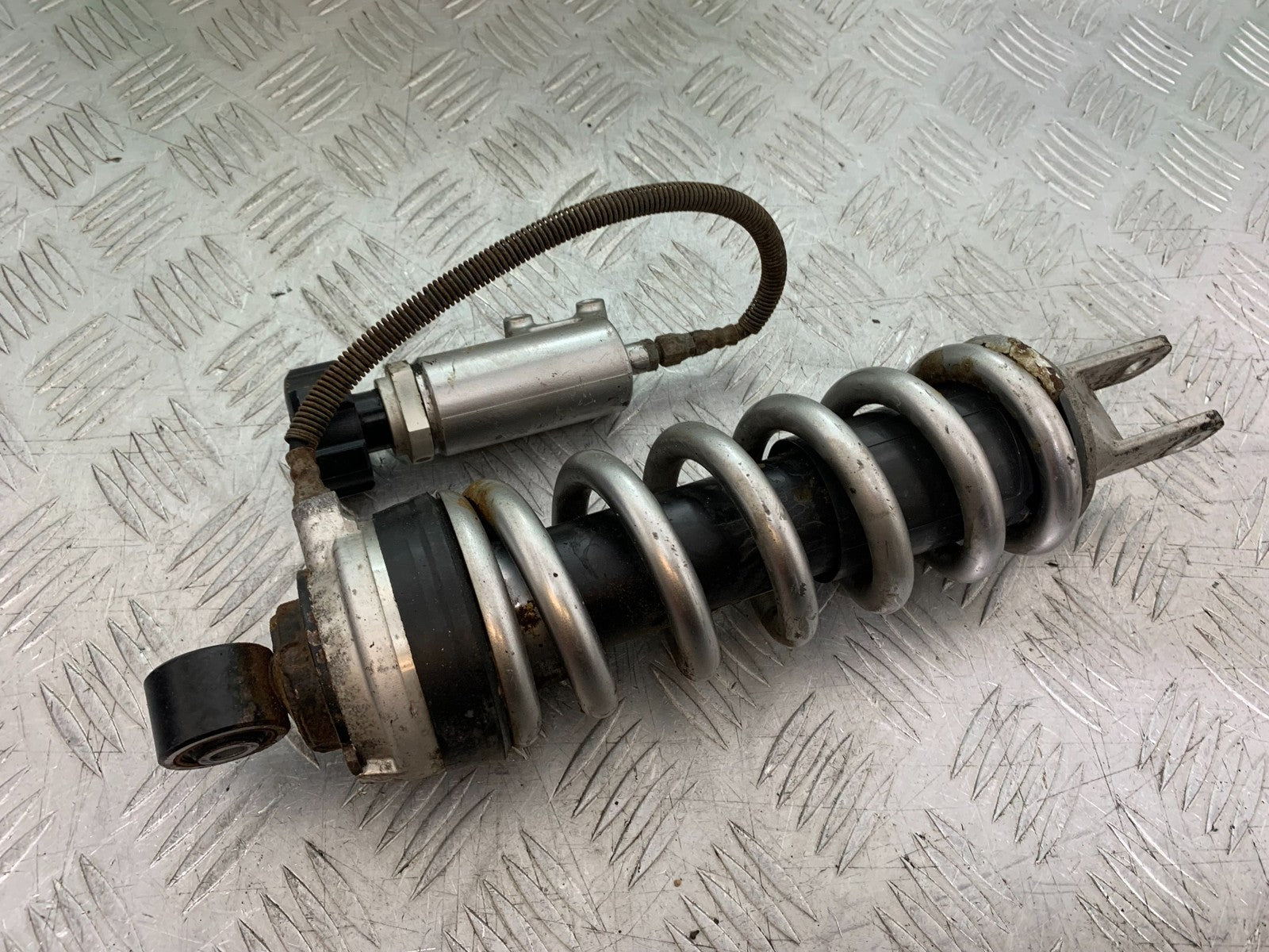 KAWASAKI GTR1400 GTR 1400 REAR SHOCK  YEAR 2007-2009 (CMB1306)