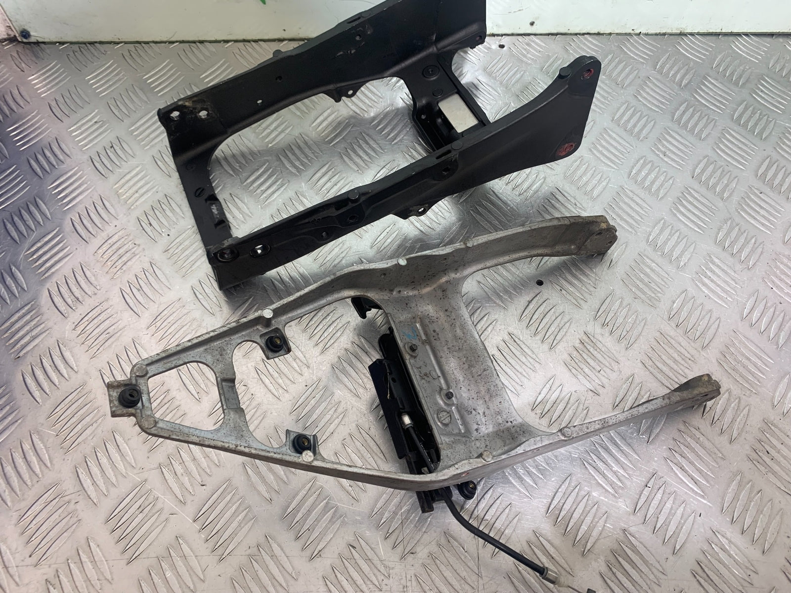 KAWASAKI ZX6R REAR SUBFRAME  YEAR 2009-2012 (CMB1136)
