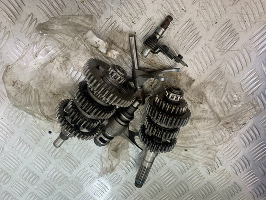 KAWASAKI VN1500 CLASSIC GEAR BOX   YEAR 1999 -2006 (CMB1166)
