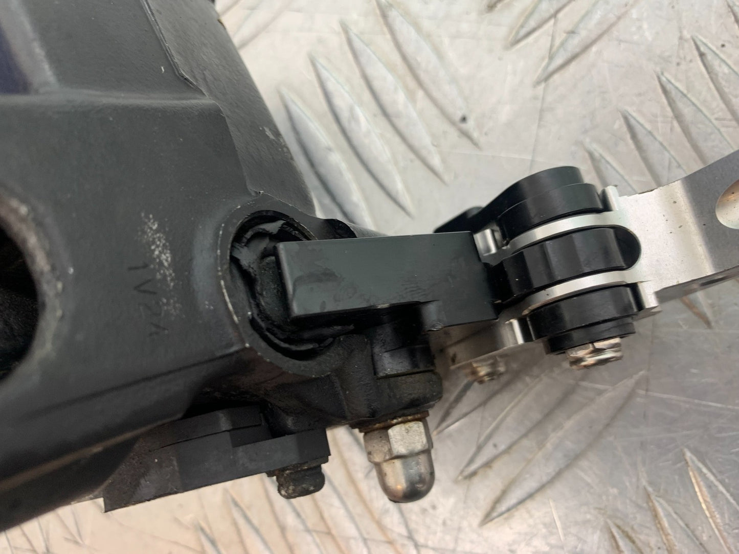 SUZUKI GSF1200 GSF 1200 BANDIT FRONT MASTER CYLINDER   YEAR 2001-2004 (CMB1188)