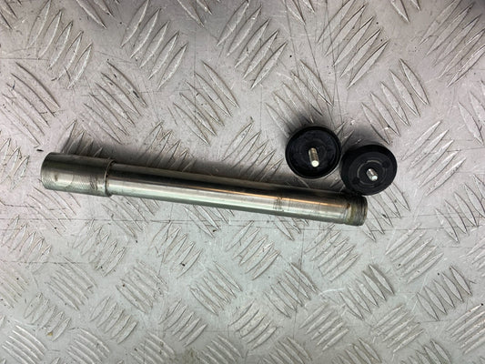 MV AGUSTA 800 F3 FRONT WHEEL SPINDLE   YEAR 2017-2019 (CMB1227)