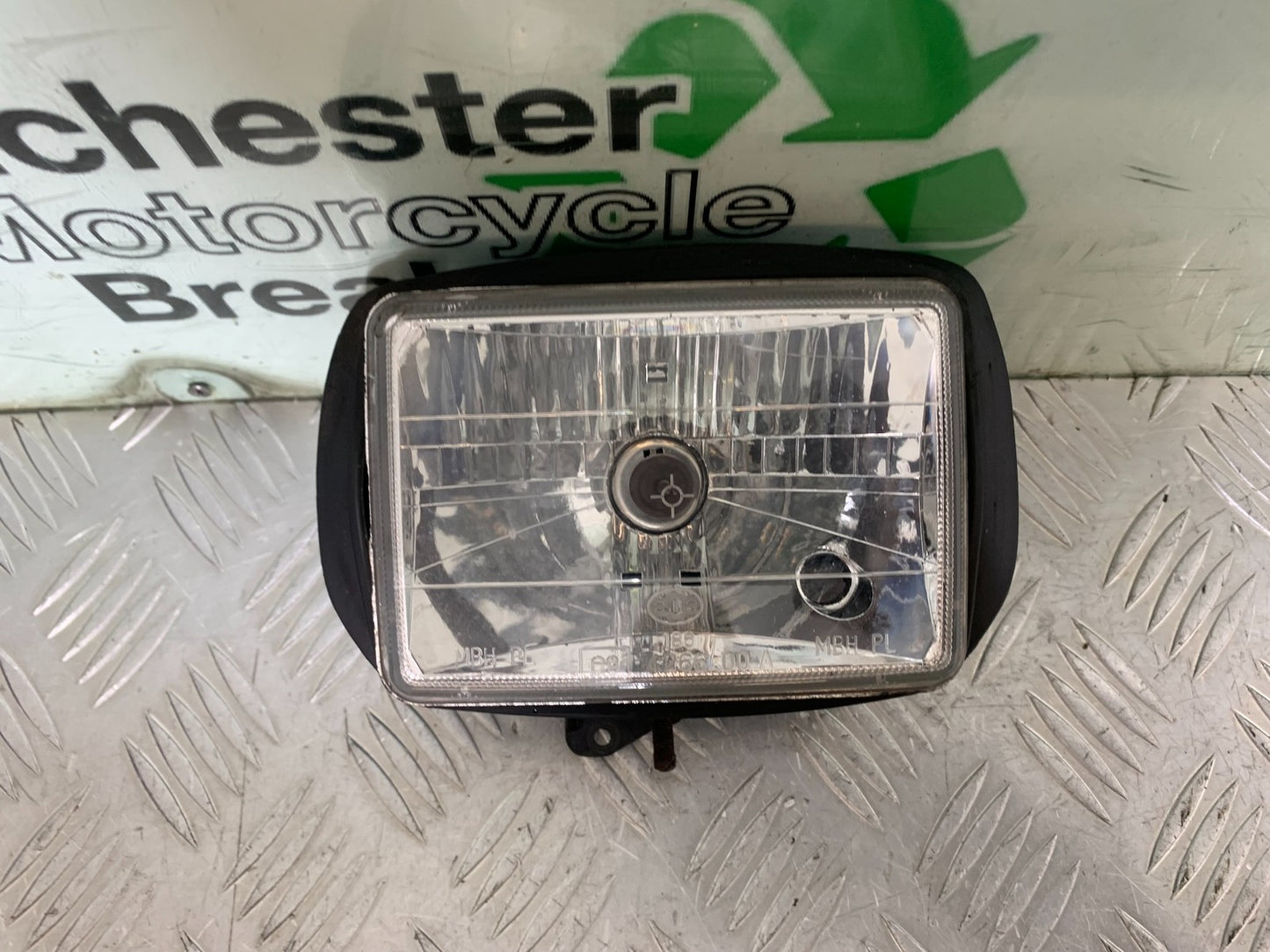 PIAGGIO VESPA LX50 LX S 50 HEADLIGHT YEAR 2007-2016 (CMB1290)