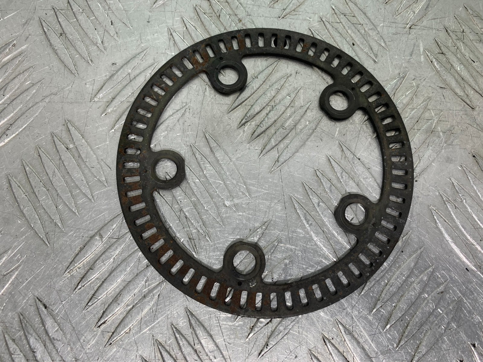 TRIUMPH 675 STREET TRIPLE RX FRONT ABS RING GEAR  2015- 2017 (CMB1299)