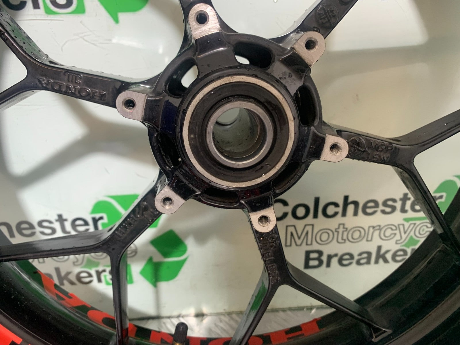 HONDA CBR1000 rr FIREBLADE FRONT WHEEL YEAR 2012-2016 (CMB1198)