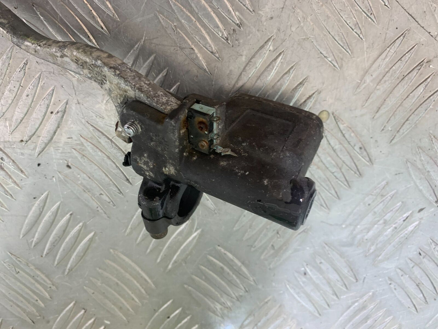APRILIA RS50 RS 50 FRONT MASTER CYLINDER    YEAR 1996-1998 (CMB1132)