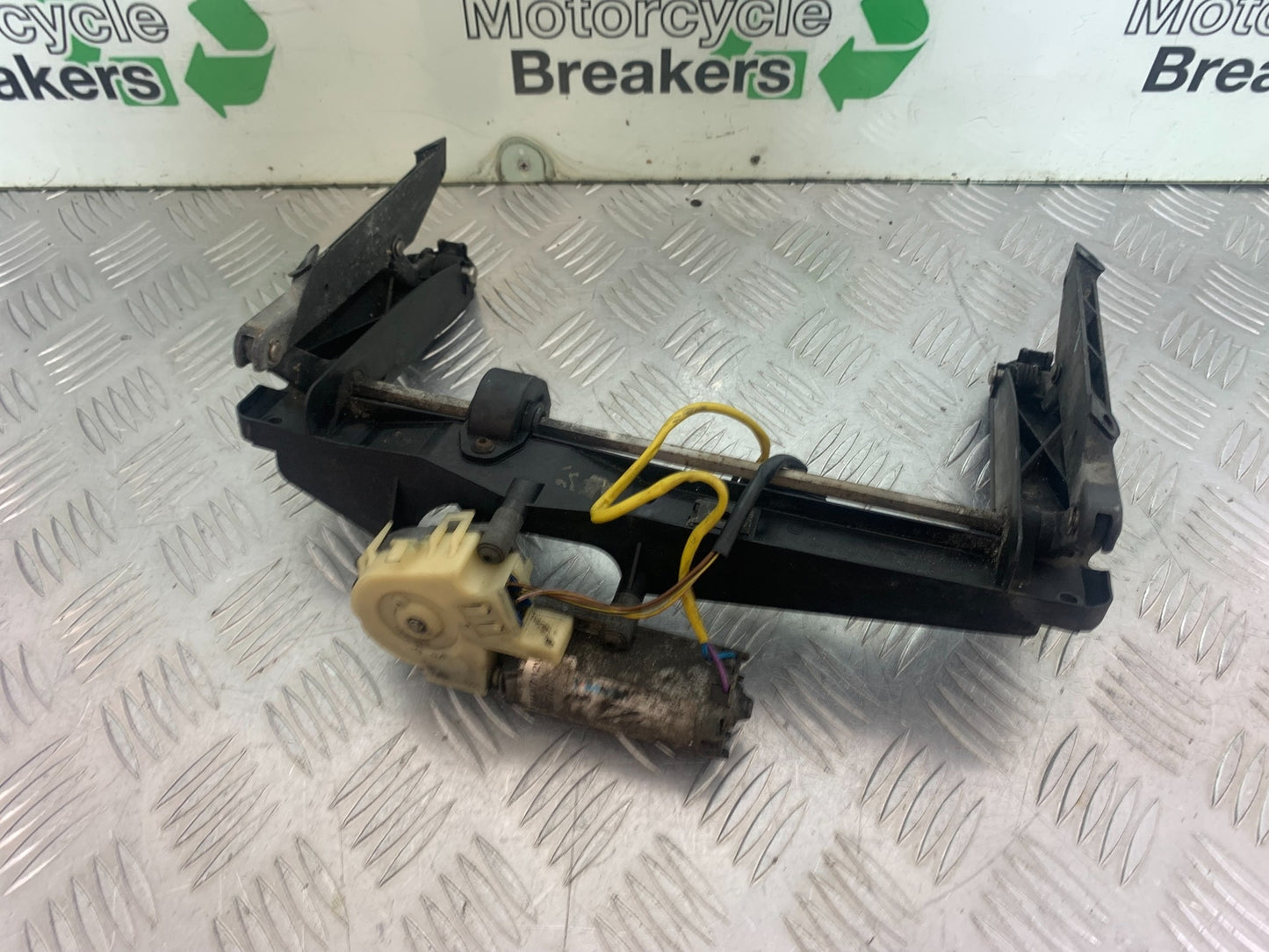BMW K1200 K 1200 LT SCREEN MOTOR    YEAR 1999-07 (CMB1138)