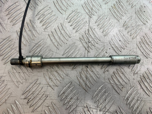 PIONEER NEVADA XF125 FRONT WHEEL SPINDLE   YEAR 2009 (CMB1214)