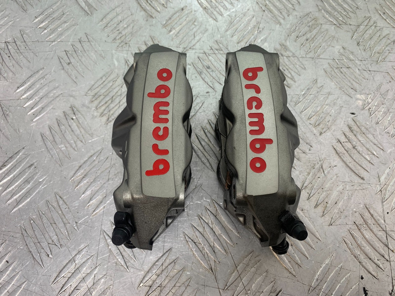 DUCATI 1198 S BREMBO FRONT BRAKE CALIPER YEAR 2009-2011 (CMB1219)