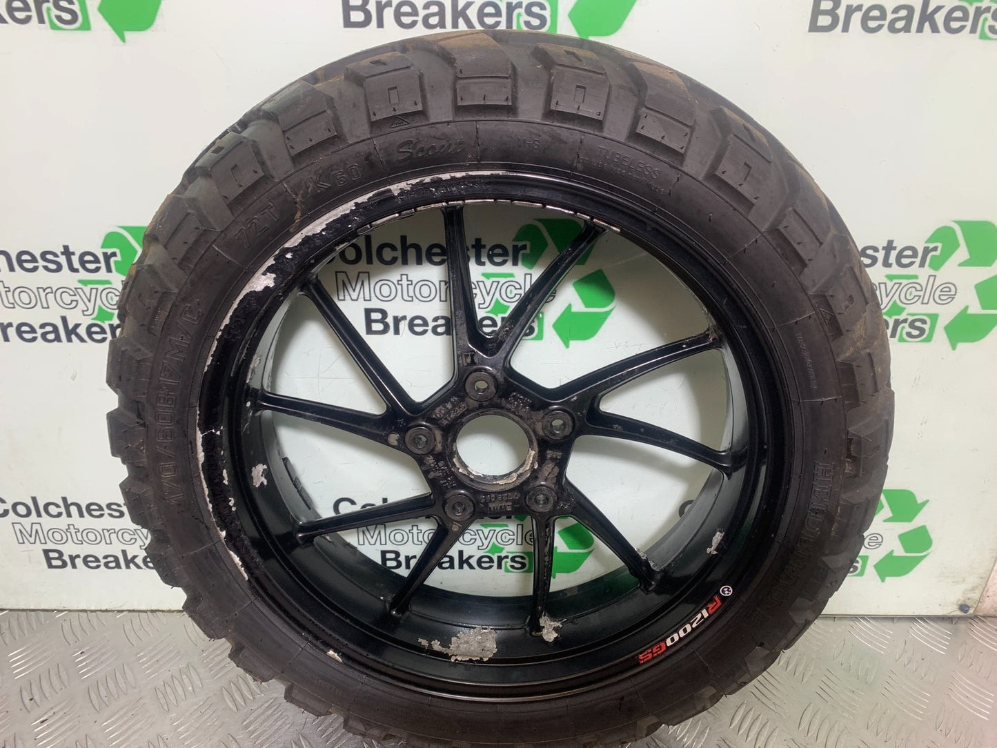 BMW R1200 R 1200 GS REAR WHEL (WITH GOOD TYRE)  YEAR 2013-2016 (CMB1257)