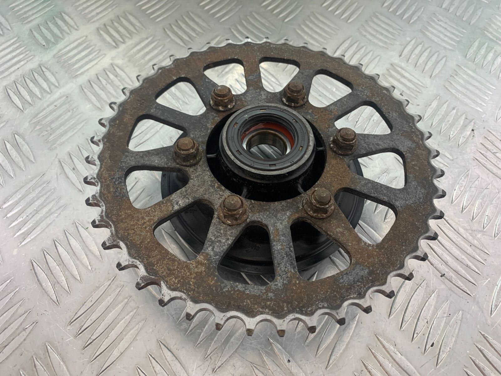 KAWASAKI Z800 Z 800 REAR SPROCKET CARRIER  YEAR 2013-2017 (CMB1059)