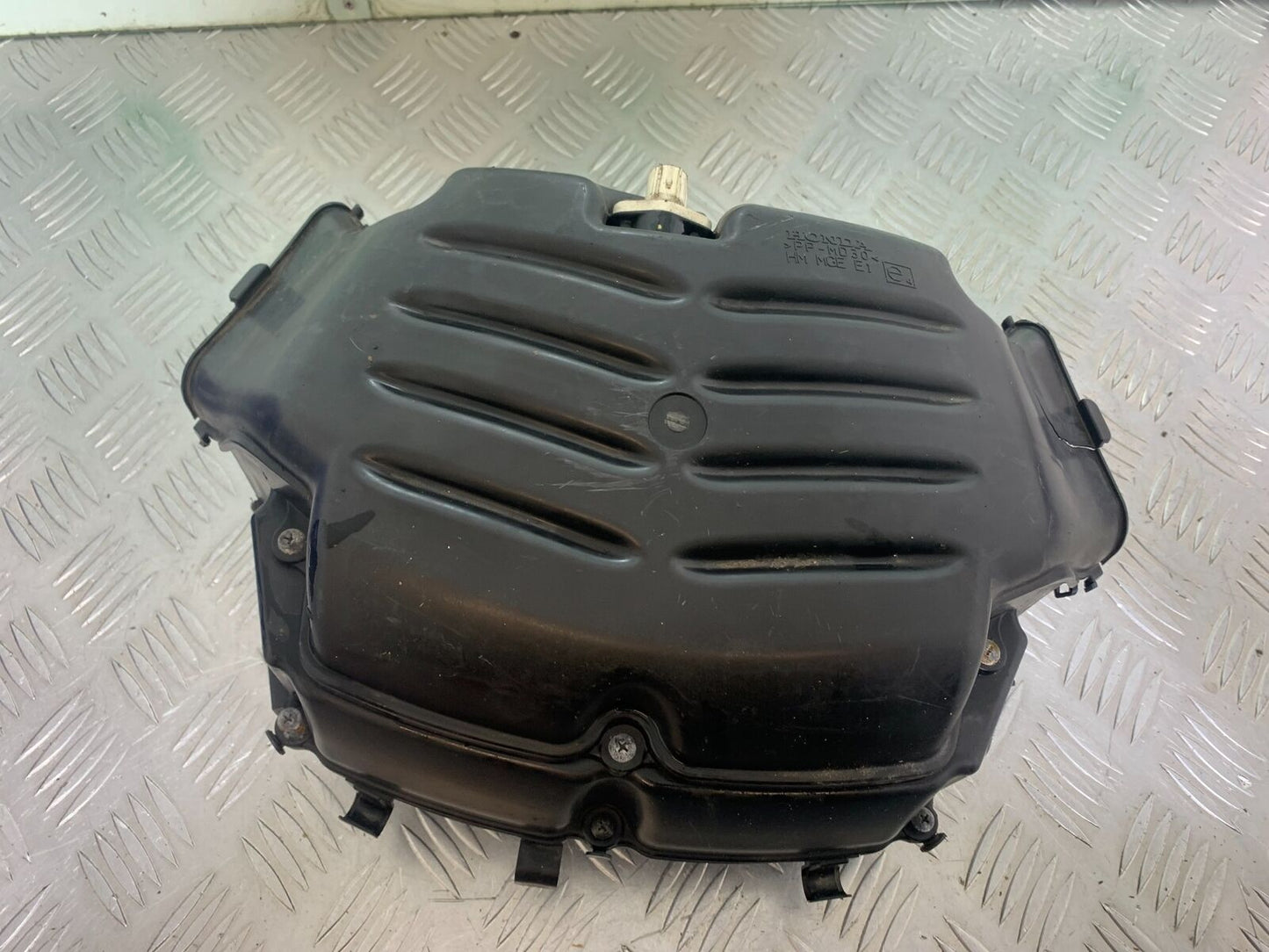 HONDA VFR1200 VFR 1200 FA AIRBOX YEAR 2010-11 CMB1088)