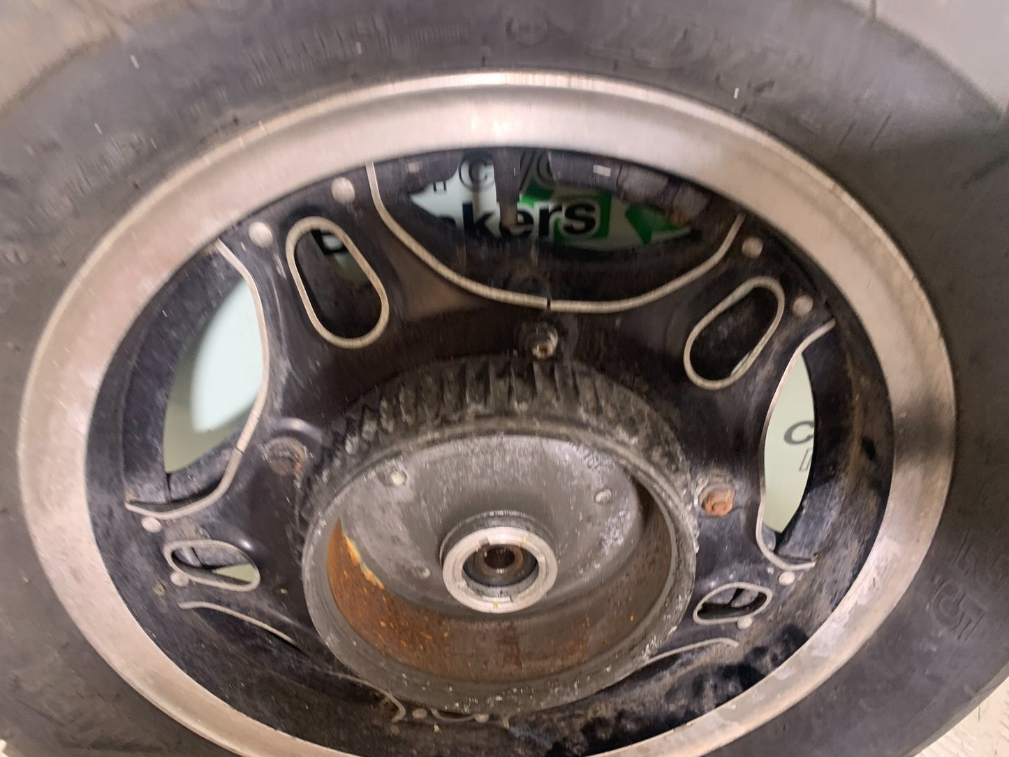HONDA GL500 GL 500 SILVERWING REAR WHEEL YEAR 1981-82 (CMB1168)