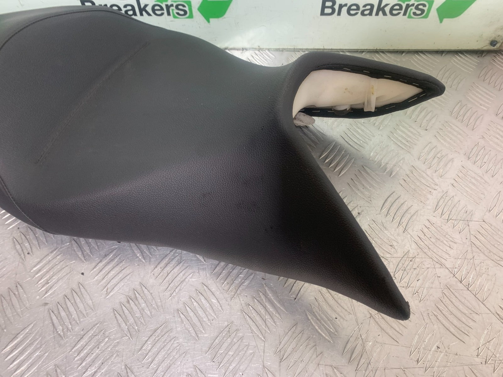 APRILIA SL750 SL 750 SHIVER SEAT  YEAR 2008-2016 (CMB1242)