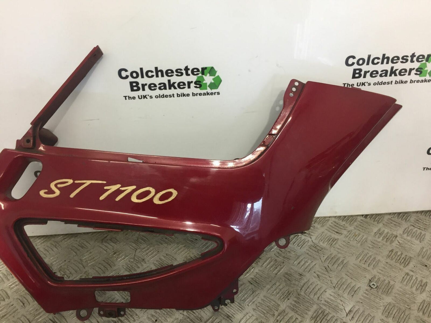 HONDA ST1100 ST 1100 PAN EUROPEAN RIGHT MIDDLE FAIRING PANEL YEAR 1993