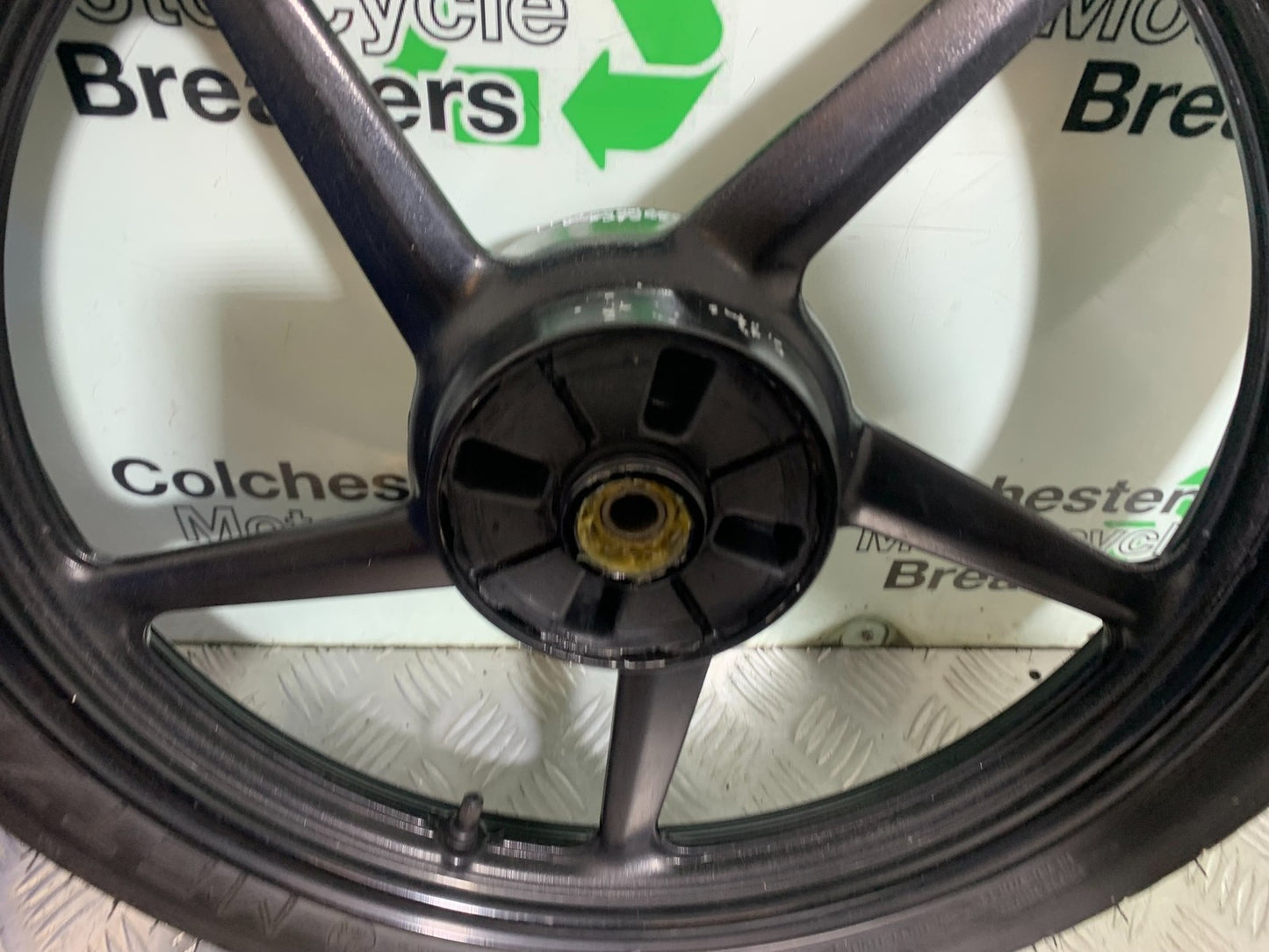 YAMAHA YBR125 YBR 125 REAR WHEEL  YEAR 2010-2017 (CMB1252)