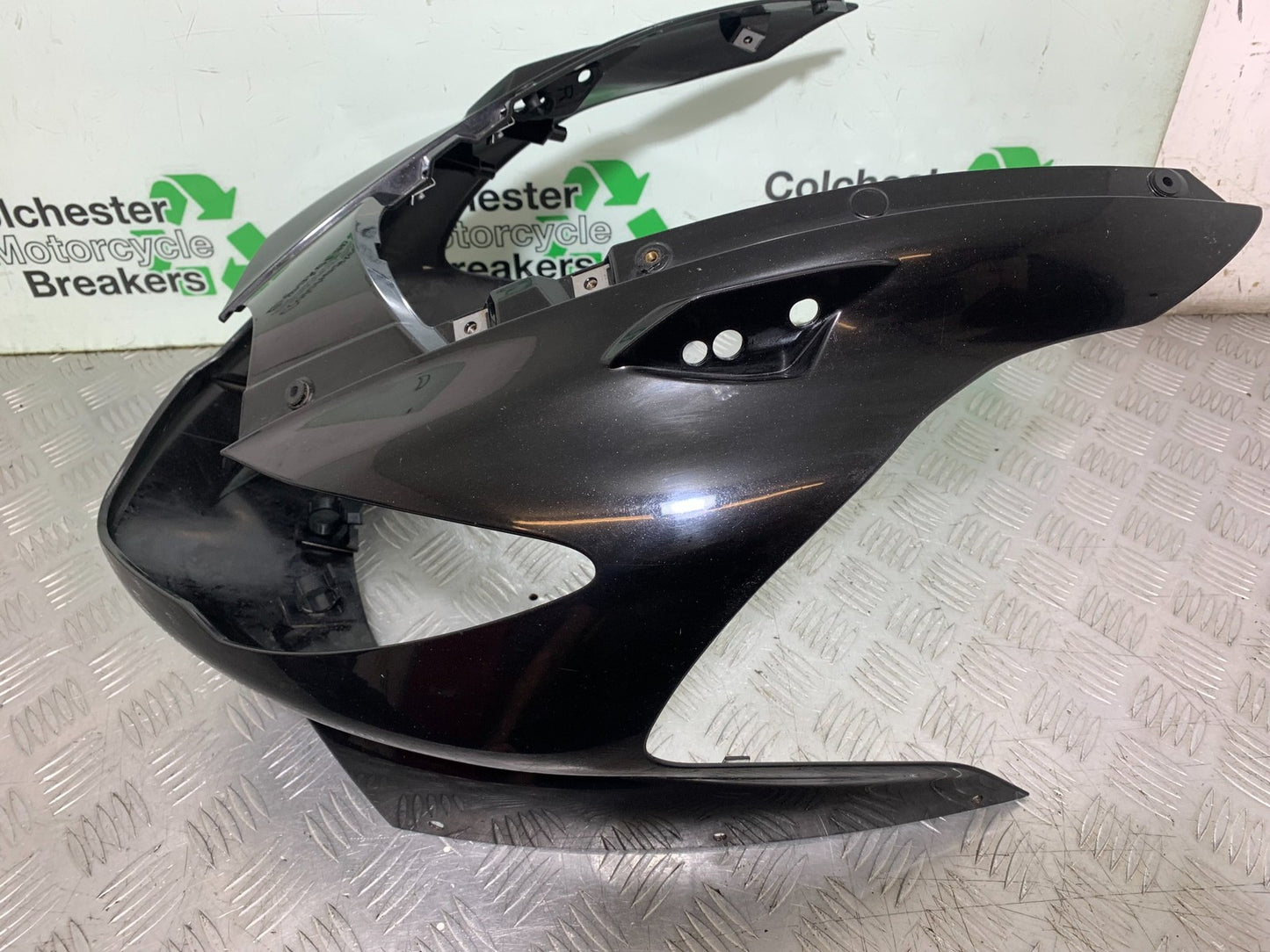 TRIUMPH 1050 SPRINT ST TOP FAIRING  2003-2011 (CMB1285)