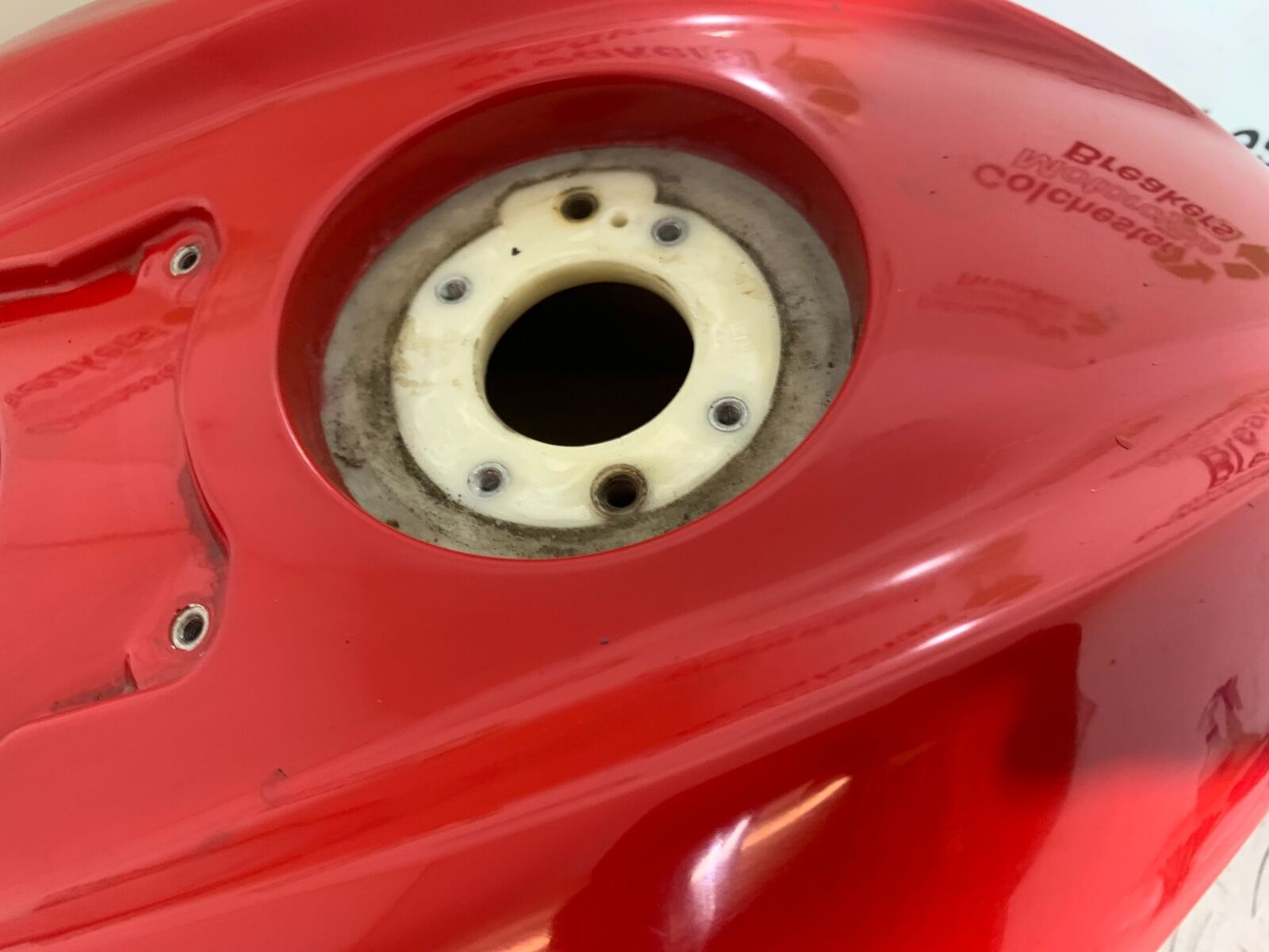 DUCATI STREETFIGHTER 848 PETROL TANK  YEAR 2011-2016 (CMB1050)