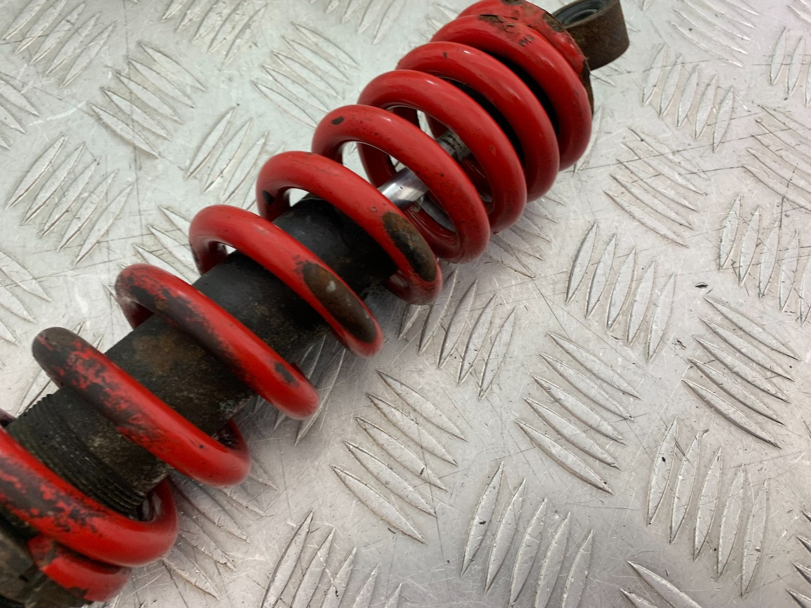 QINGQI QM125 GY-2B REAR SHOCK  YEAR 2016 (CMB1228)