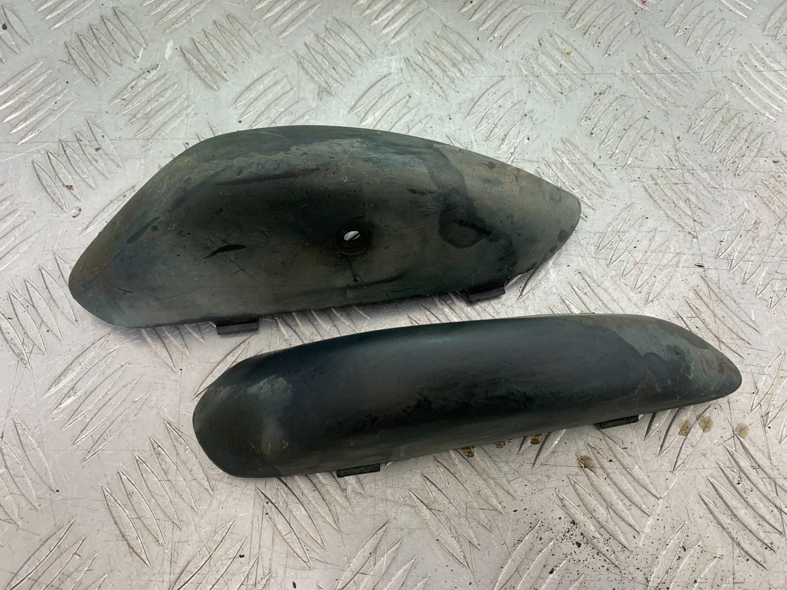 HONDA NT650 V DEAUVILLE LEFT AND RIGHT SIDE PODS  YEAR 1999 (CMB1268)