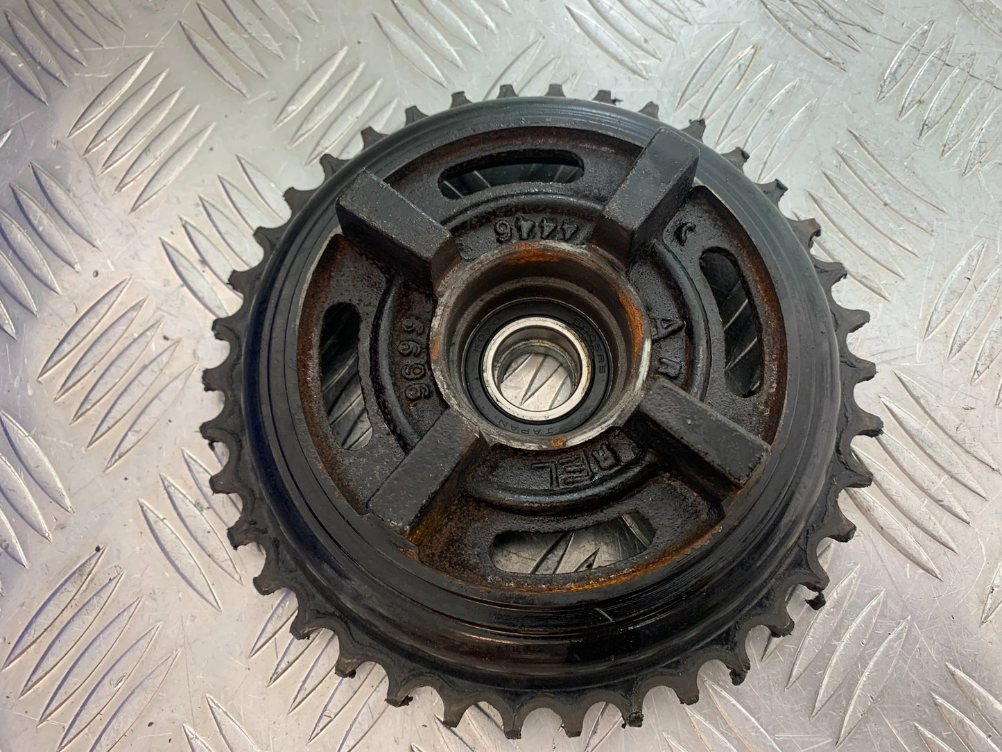 ROYAL ENFIELD BULLET 500 EFI REAR BRAKE HUB   YEAR 2008 - 2016 (CMB1153)