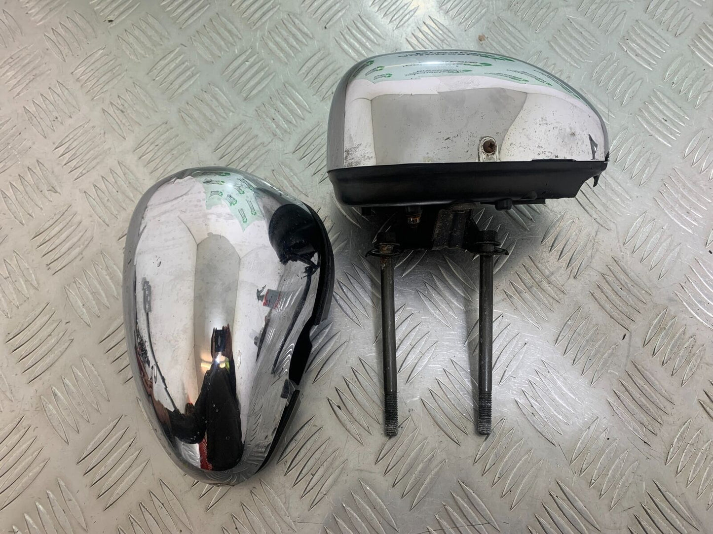 YAMAHA XV535 XV 535 VIRAGO LEFT AND RIGHT SIDE PODS  YEAR 1994-02 (CMB1044)