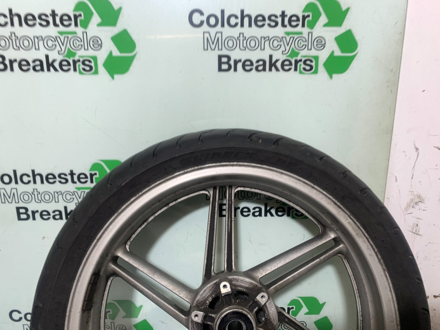 HONDA CBF600 CBF 600 FRONT WHEEL  YEAR 2004-07  (CMB1305)