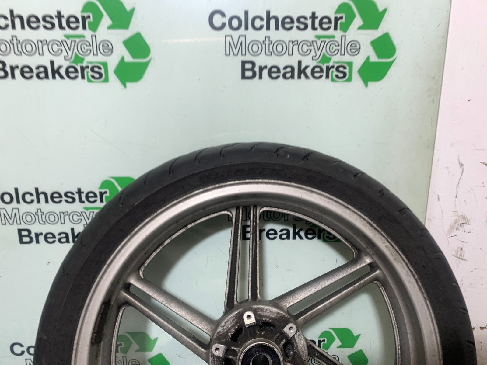 HONDA CBF600 CBF 600 FRONT WHEEL  YEAR 2004-07  (CMB1305)