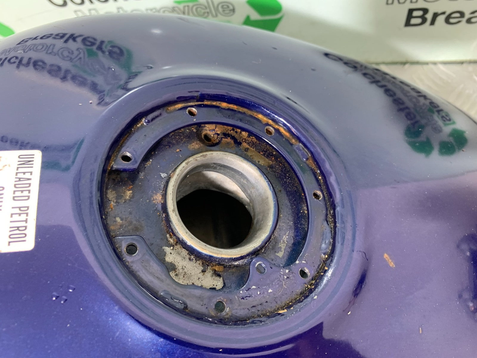 KAWASAKI ZZR1100 D PETROL TANK  YEAR 1993-2001 (CMB1189)