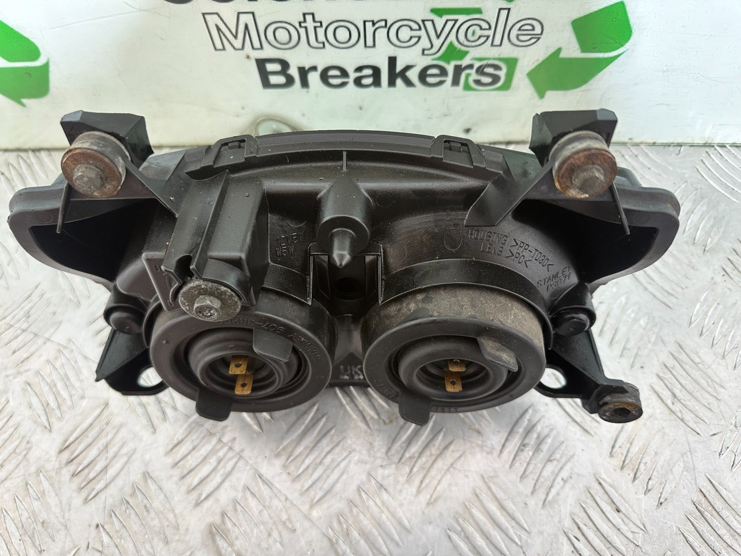 KAWASAKI ER6 F ER6F HEADLIGHT HEADLAMP YEAR 2005-2008 (CMB1178)