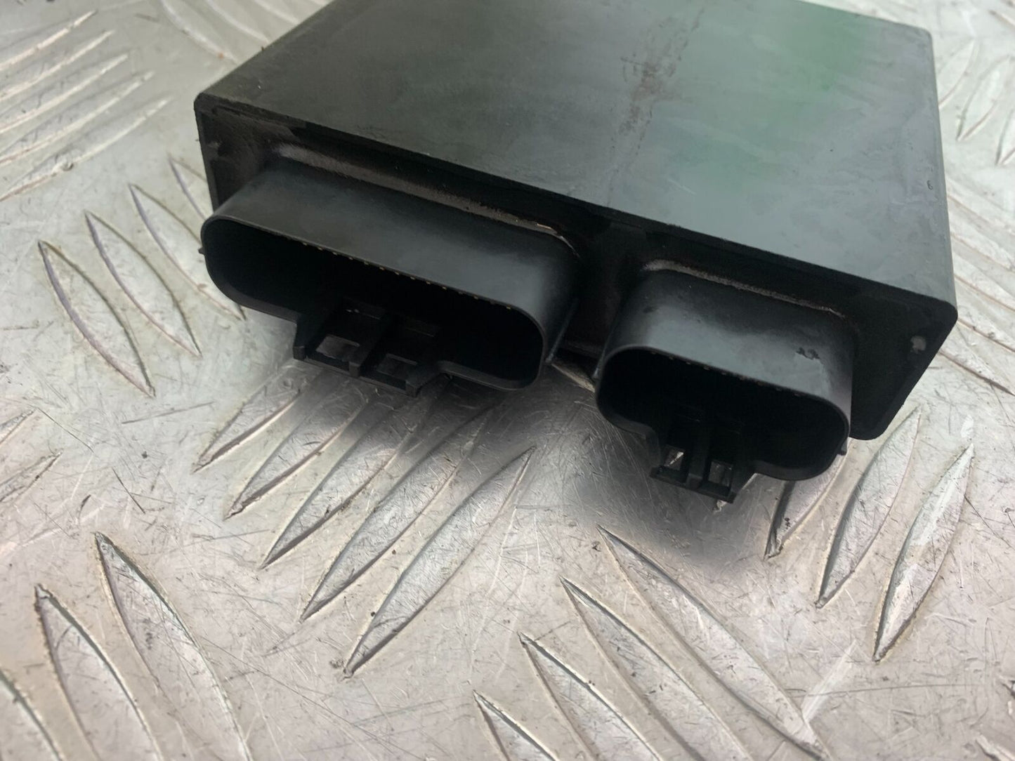 SUZUKI SV1000 SV 1000 K3 ECU YEAR 2003-2006 (CMB1111)
