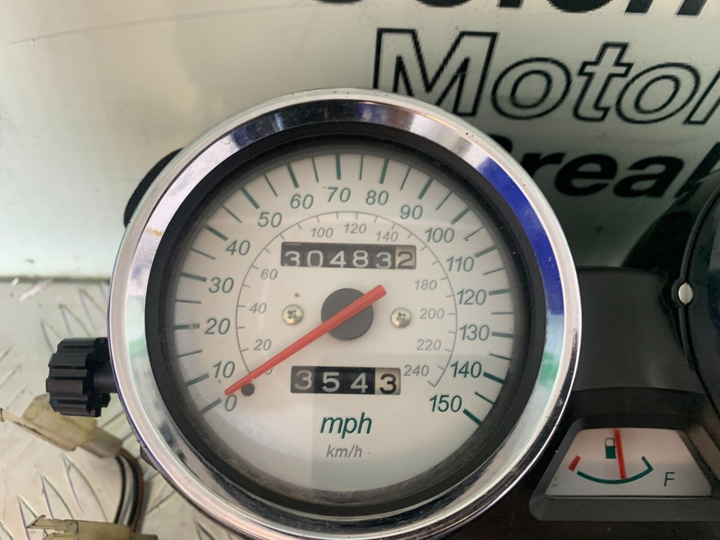 KAWASAKI Z750 ZR750 ZR-7S CLOCKS SPEEDO DASH   YEAR 1999-05 (CMB1135)