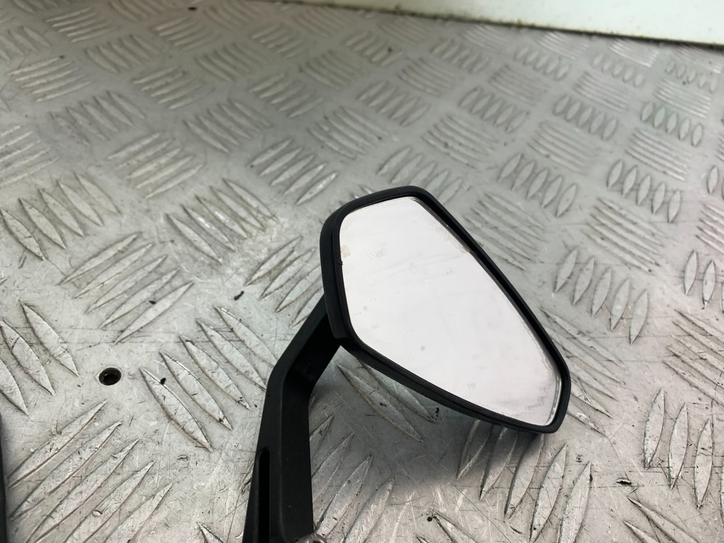 APRILIA TUONO 1000 V4R MIRRORS  YEAR 2011-13  (CMB1316)