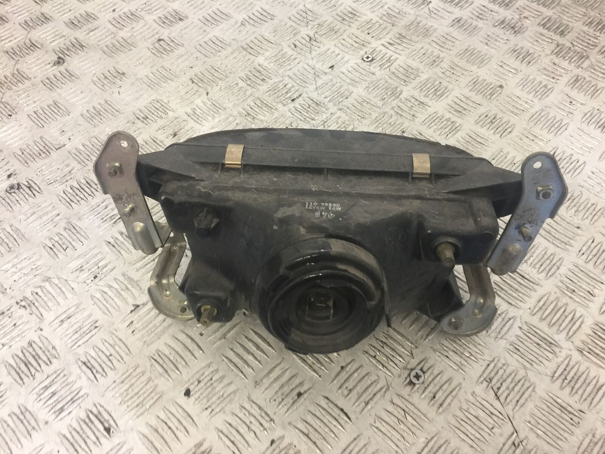 SUZUKI RF600 RF 600 HEADLIGHT  YEAR 1996 (STOCK 679)