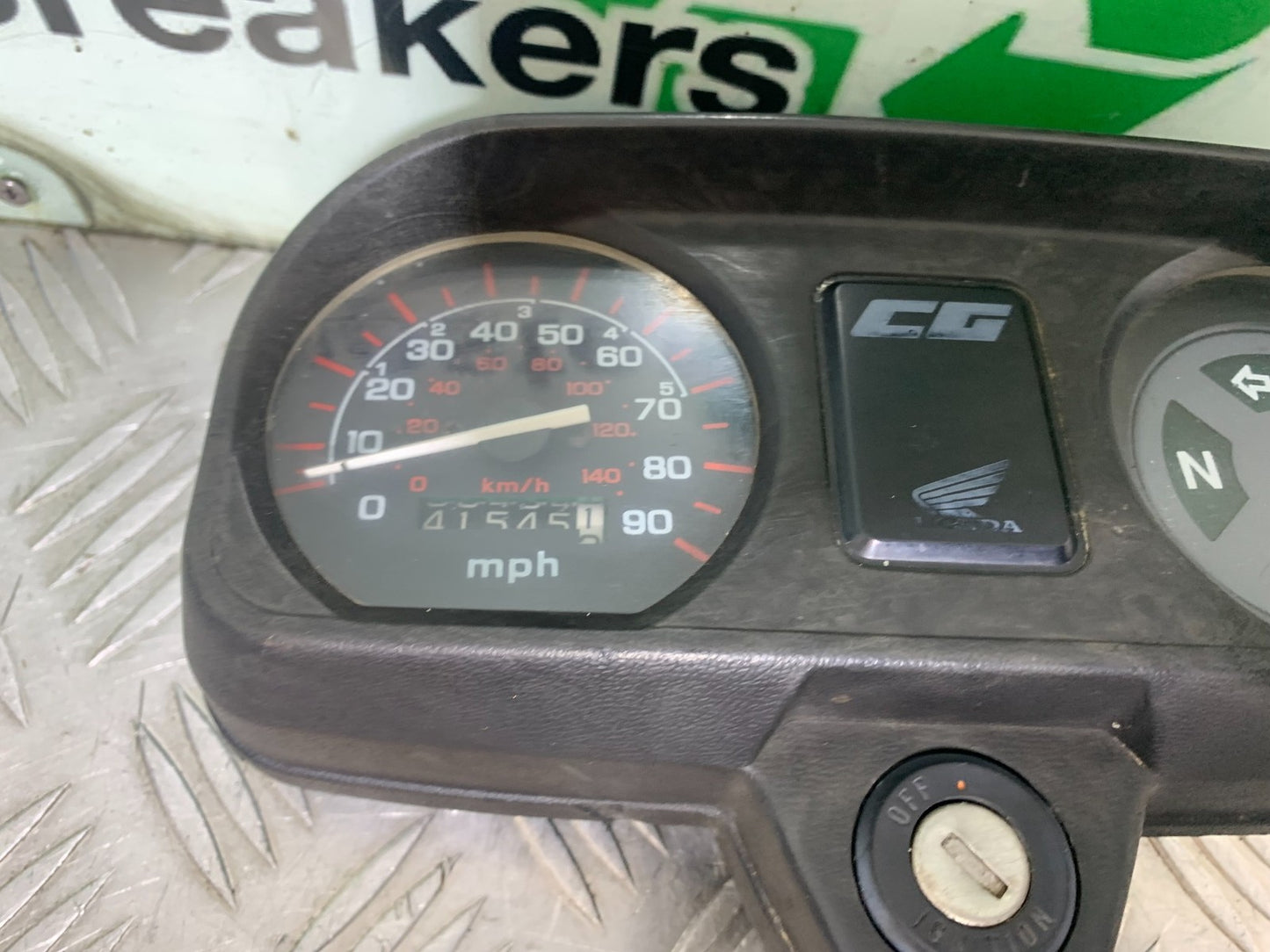 HONDA CG125 CG 125 CLOCKS SPEEDO DASH  YEAR 1998-2000 (CMB1282)