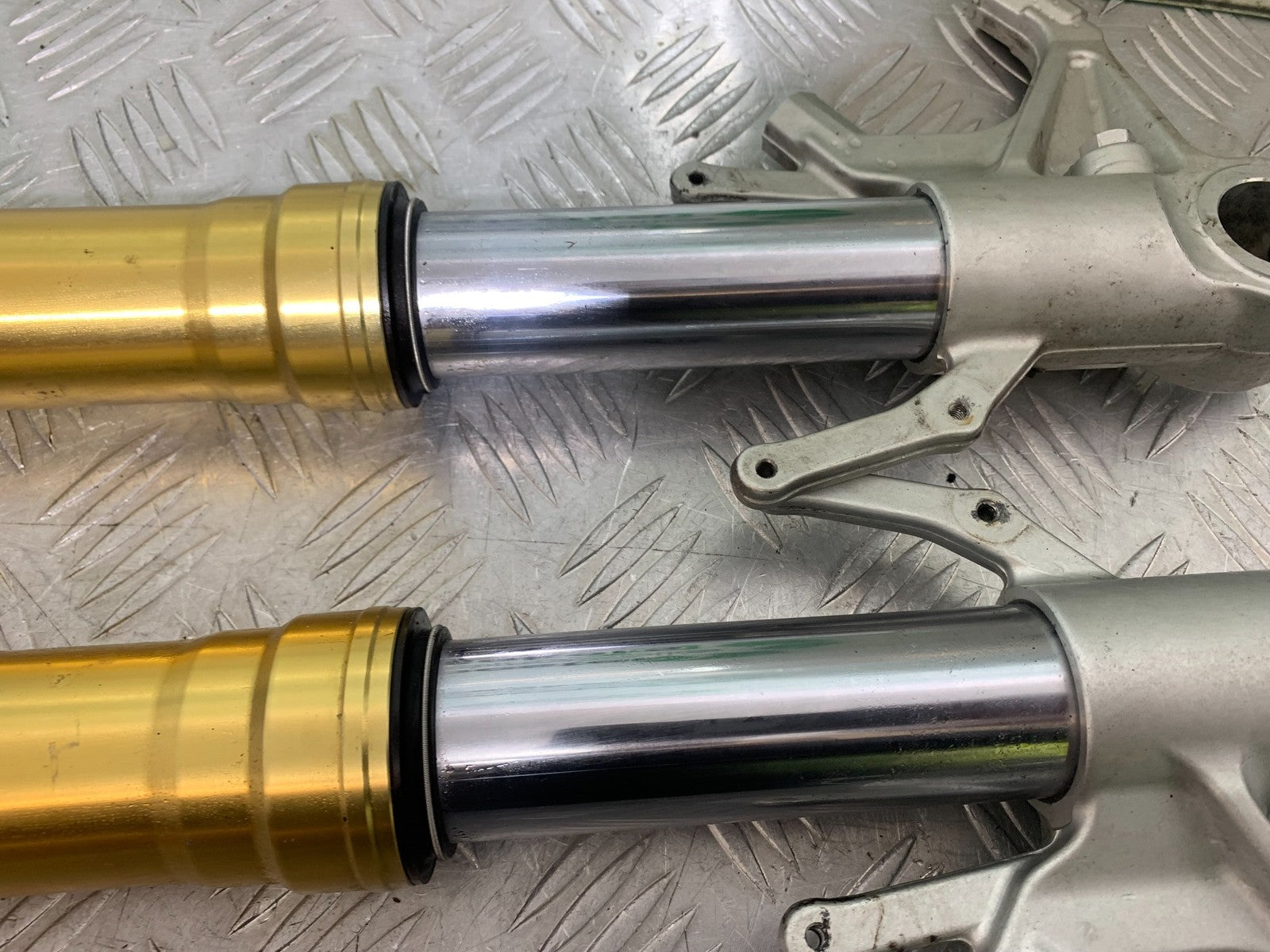 APRILIA TUONO 1000 V4 FORKS  YEAR 2013-2014  (CMB1239)