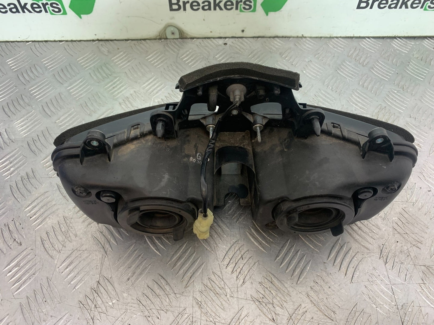 HONDA CBR1000 rr FIREBLADE HEADLIGHT  YEAR 2006 (CMB1220)