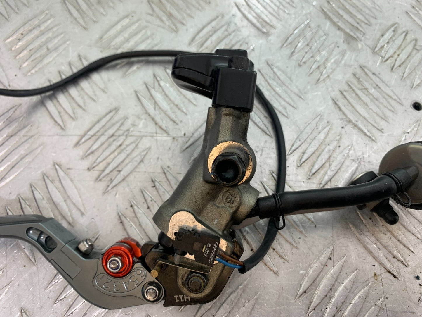 DUCATI 1299 PANIGALE FRONT BRAKE MASTER CYLINDER  YEAR 2016 (CMB 1187)