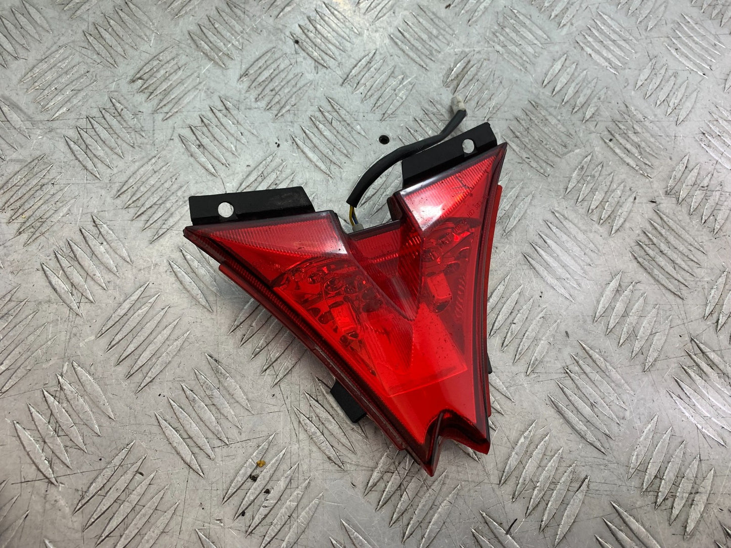 APRILIA TUONO 1000 V4R REAR LIGHT YEAR 2011-13  (CMB1316)